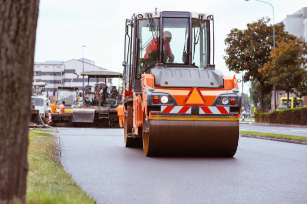 Best Driveway Paving Contractor  in Town And Country, WA