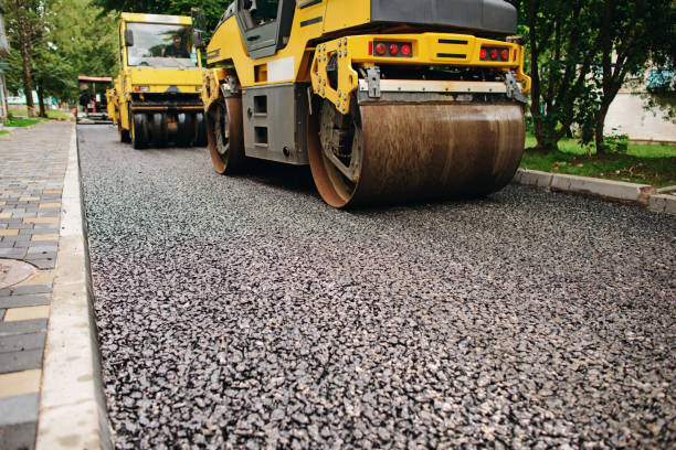 Best Local Driveway Pavers  in Town And Country, WA
